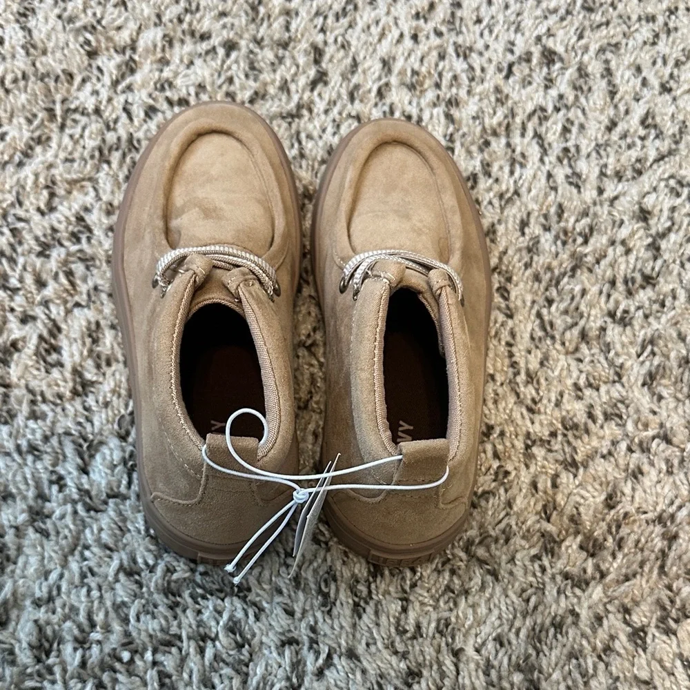 Old Navy Tan Kids Boots